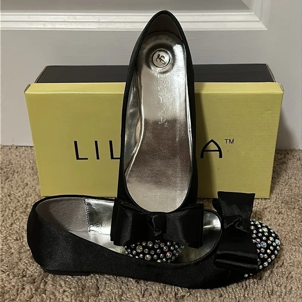 Liliana Black Satin Bow Rhinestones Ballerina Flats Size 7.5 New in Box